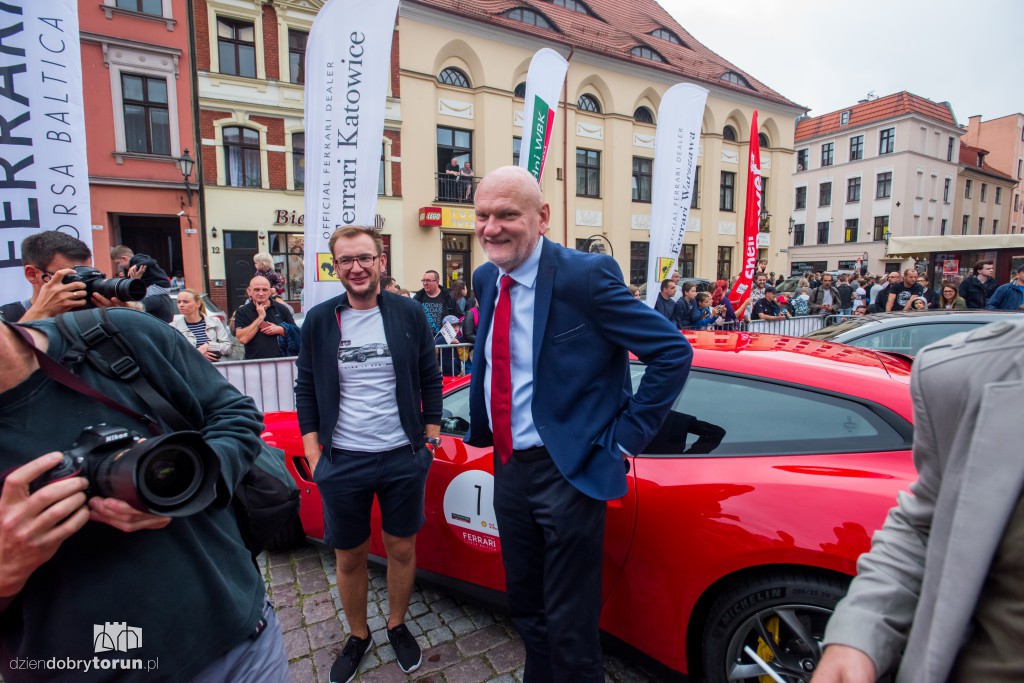 Ferrari opanowały Rynek Nowomiejski
