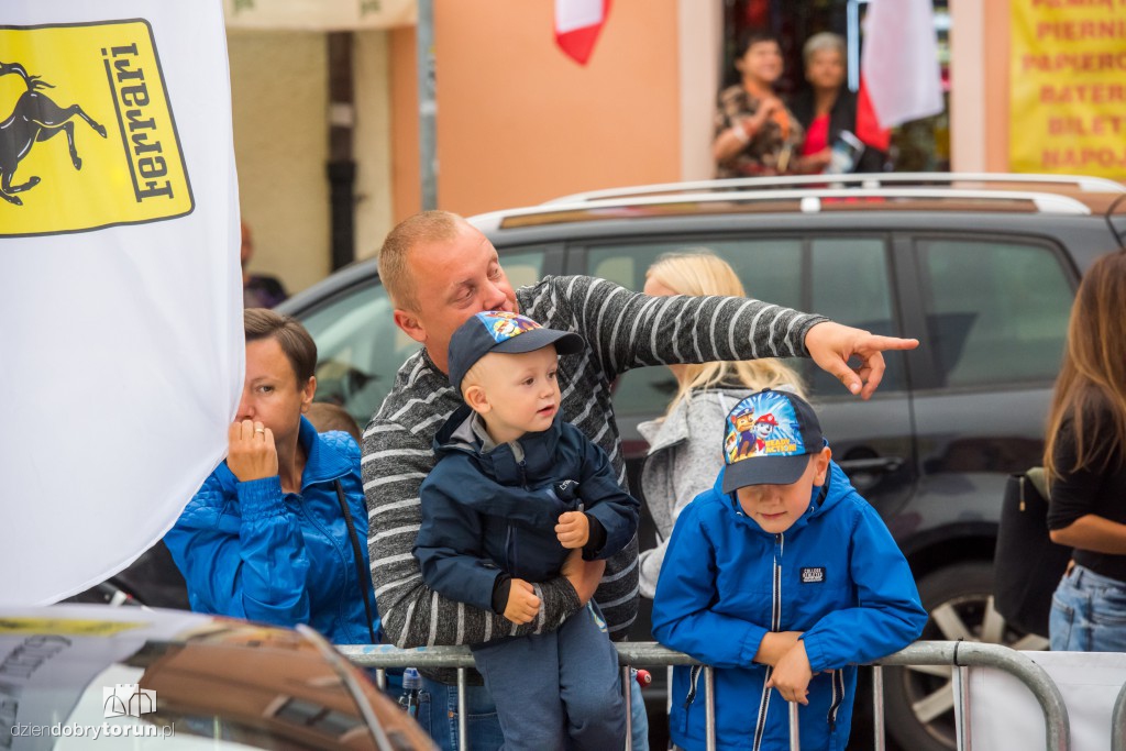 Ferrari opanowały Rynek Nowomiejski