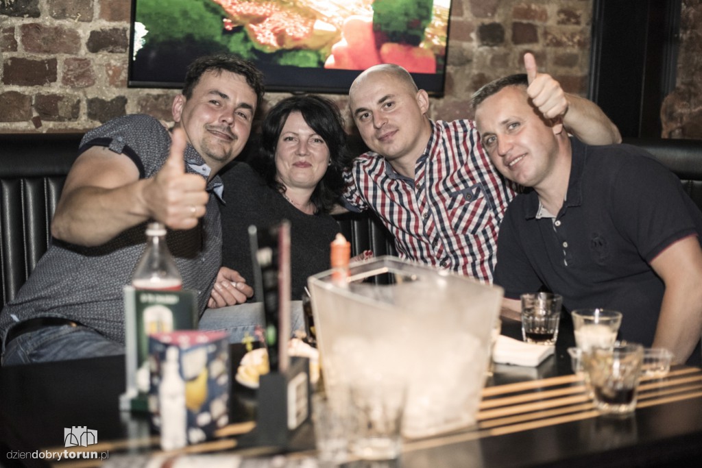 Wymixowana impreza w Szwejku