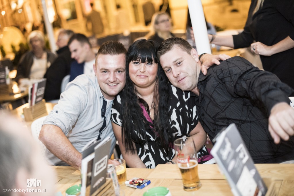 Wymixowana impreza w Szwejku