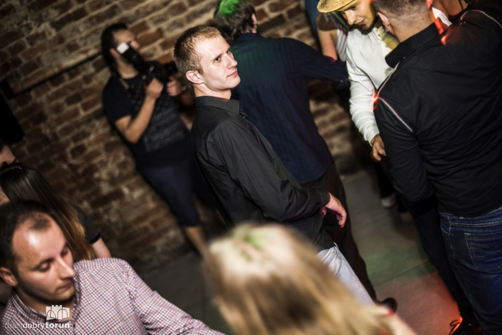 Wymixowana impreza w Szwejku