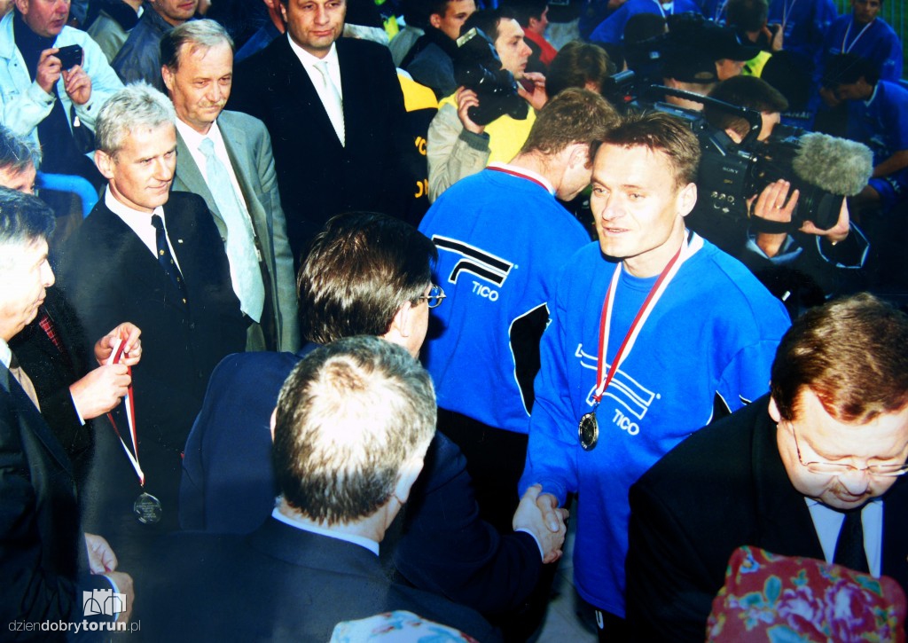 Tak zmieniała się przez lata legenda Elany