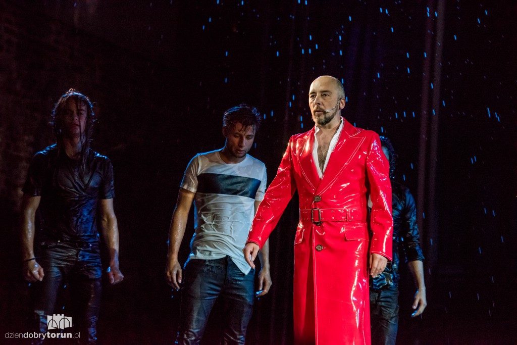 Romeo i Julia - wodny musical 3D