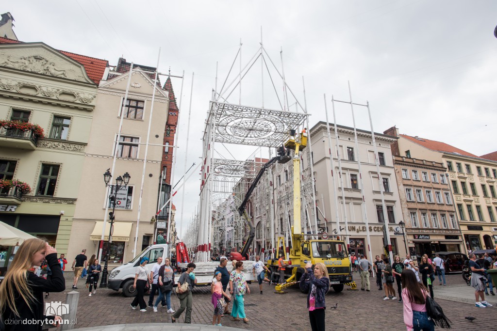 Trwa montaż instalacji na Skyway