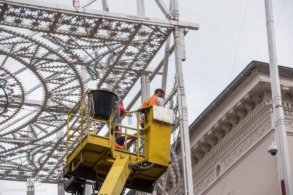 Trwa montaż instalacji na Skyway
