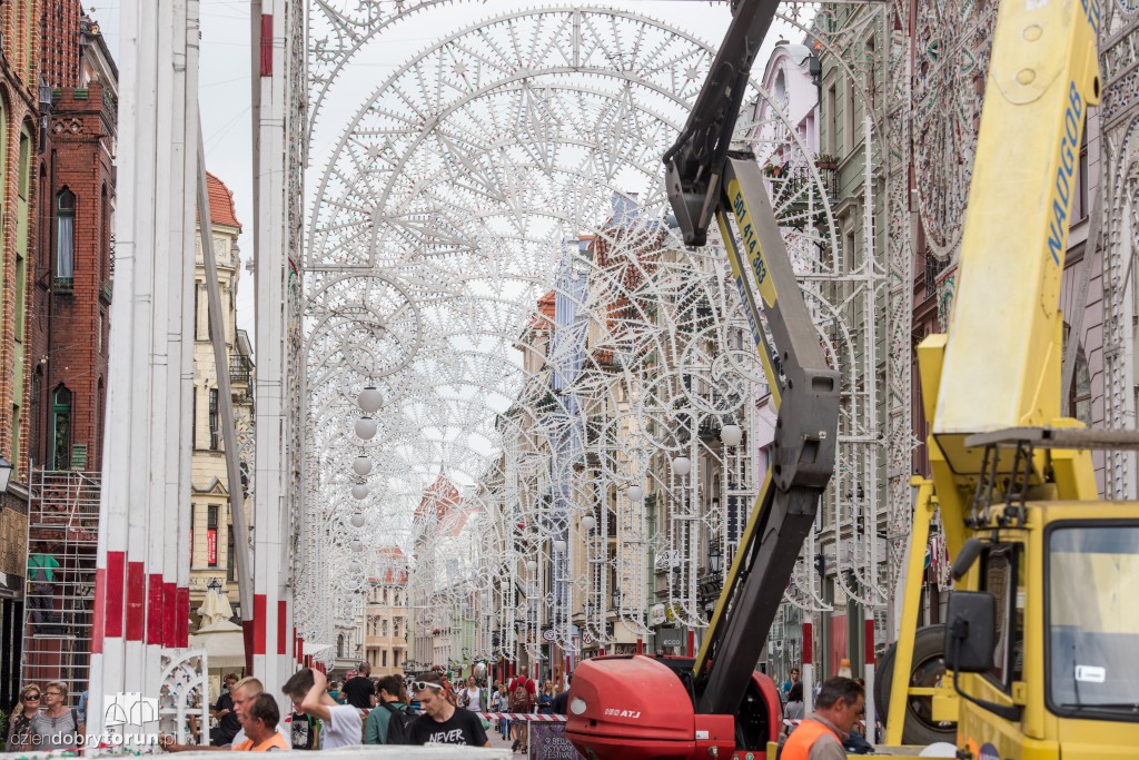 Trwa montaż instalacji na Skyway