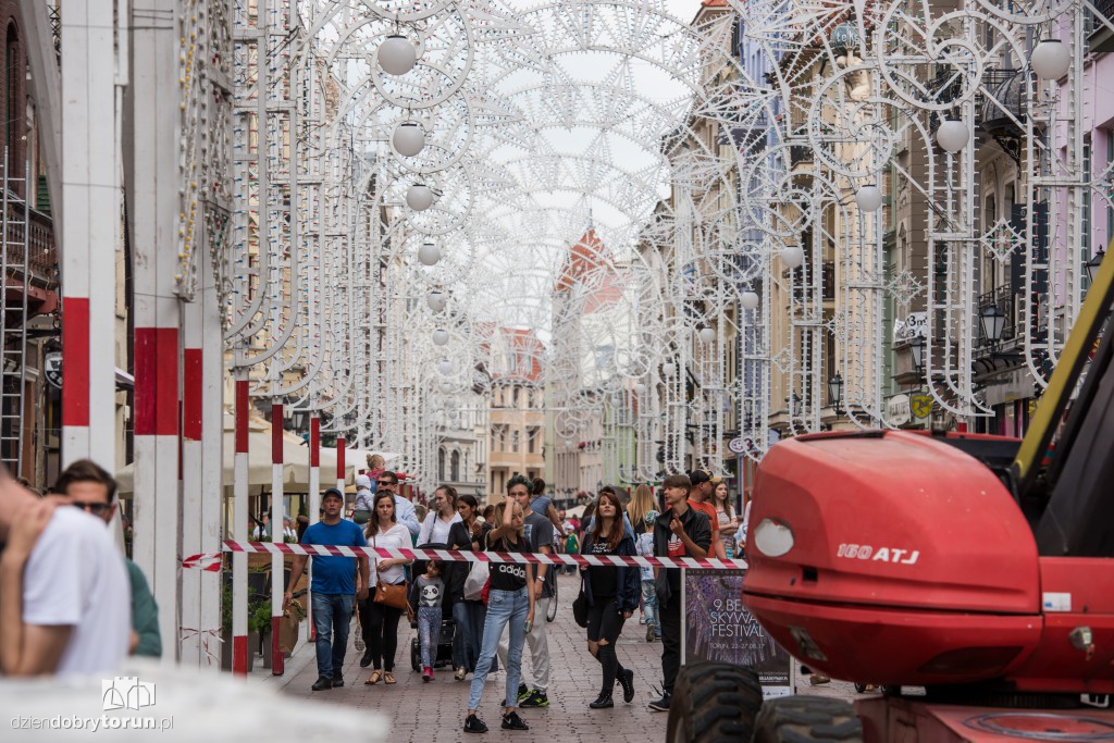Trwa montaż instalacji na Skyway