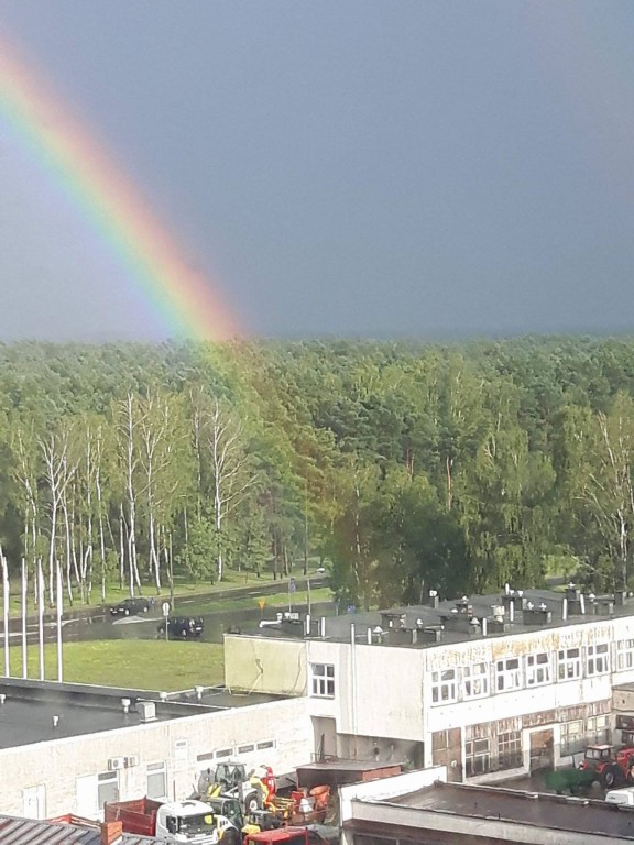 Tęcza na Skarpie w całej okazałości