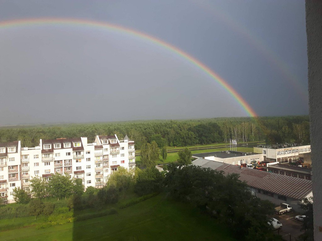 Tęcza na Skarpie w całej okazałości