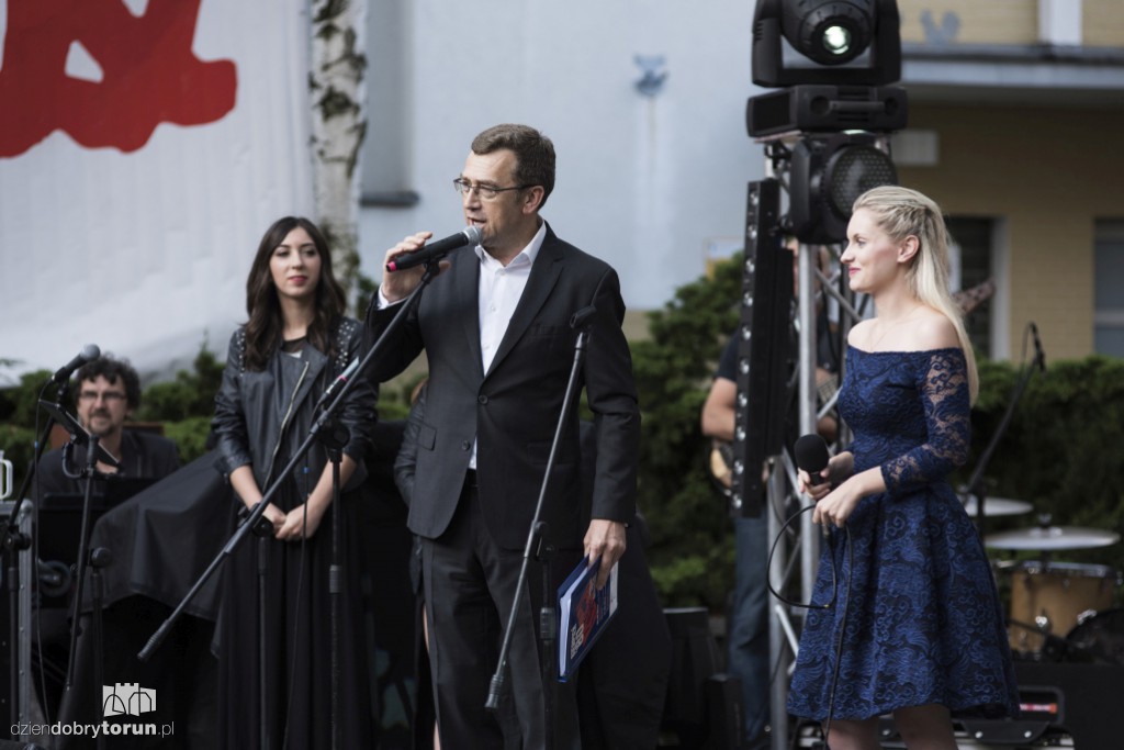 Pieśń niepokorna przy etnomuzeum
