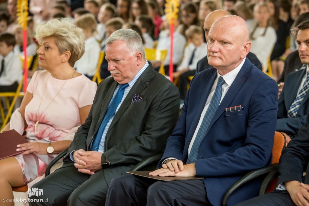 Rozpoczęcie roku w nowej szkole