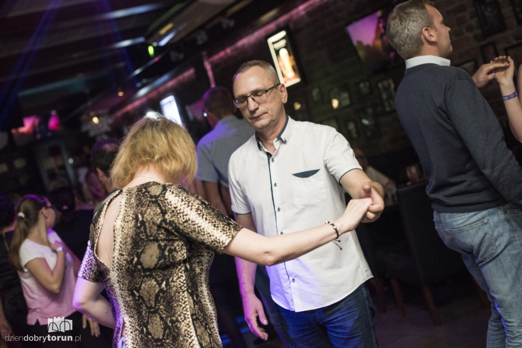 Sobotnia noc w Baranim Łbie