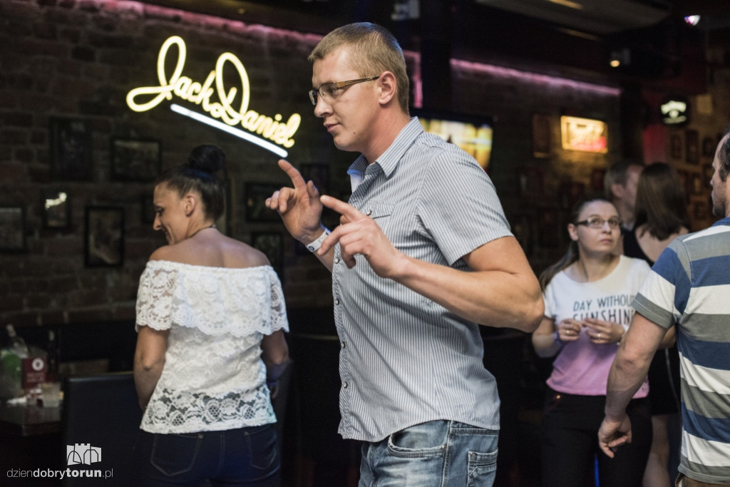 Sobotnia noc w Baranim Łbie