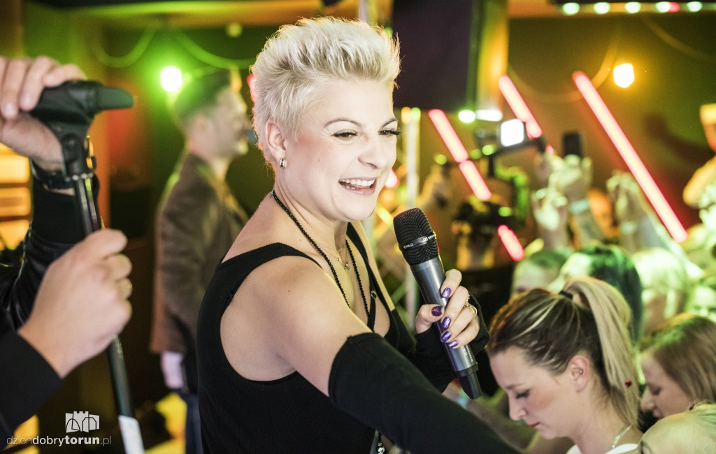 Koncert zespołu Piękni i Młodzi w klubie Bajka