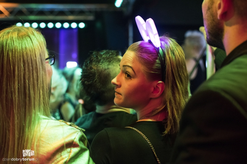 Koncert zespołu Piękni i Młodzi w klubie Bajka