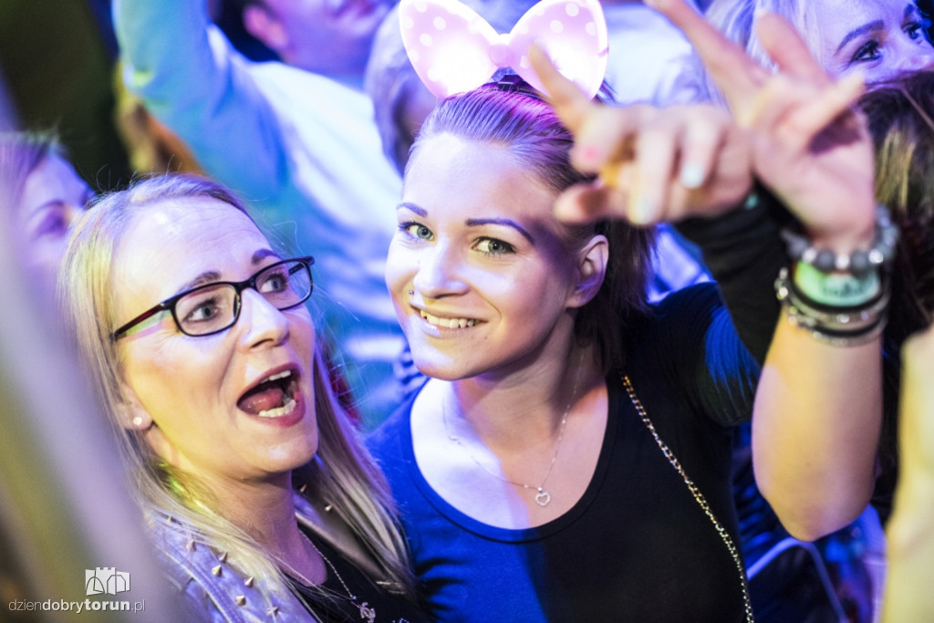 Koncert zespołu Piękni i Młodzi w klubie Bajka