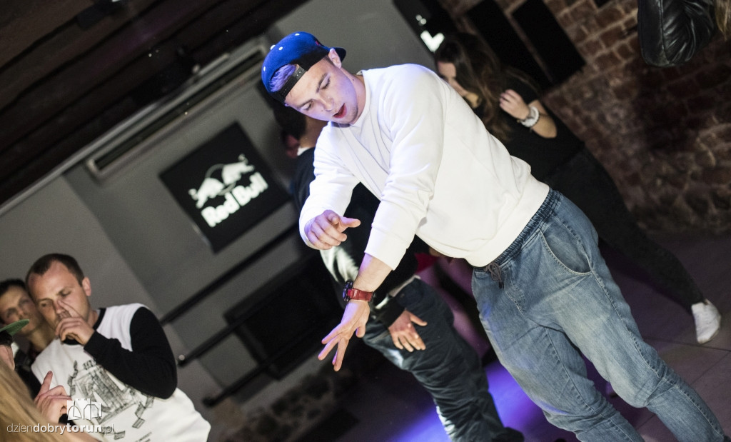 Gorączka sobotniej nocy w Szwejku