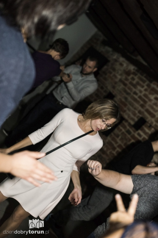 Gorączka sobotniej nocy w Szwejku