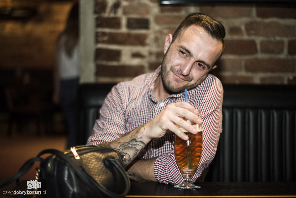 Gorączka sobotniej nocy w Szwejku