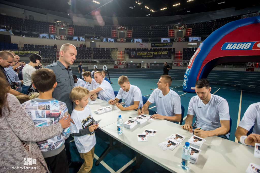 Twarde Pierniki przegrały sparing z Rosą