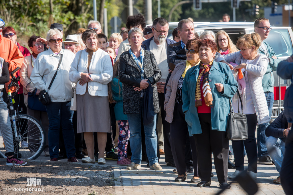 Otwarcie ul. Polnej z wielką pompą