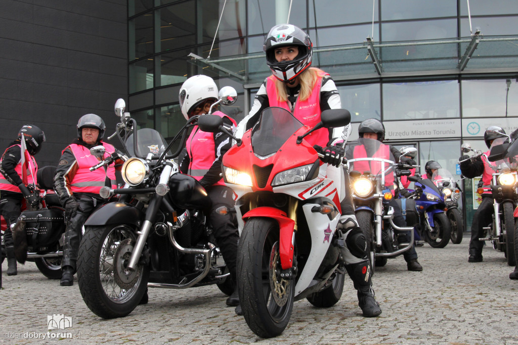 Motoróżowi przejechali przez Toruń