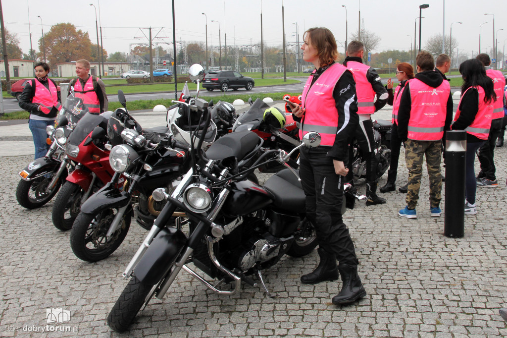 Motoróżowi przejechali przez Toruń