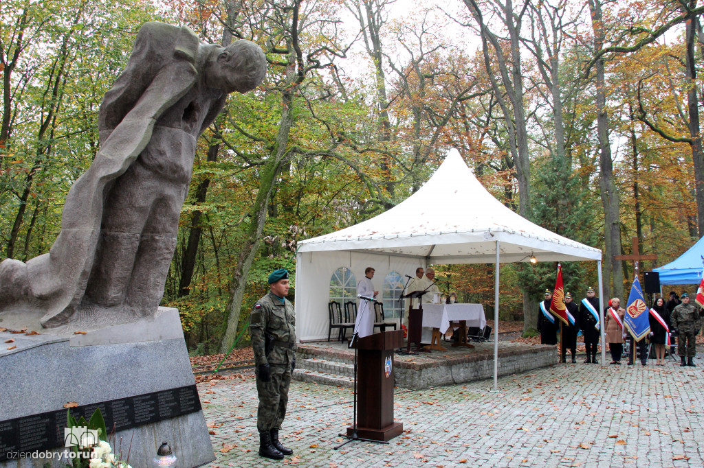 Obchody 78. rocznicy straceń na Barbarce