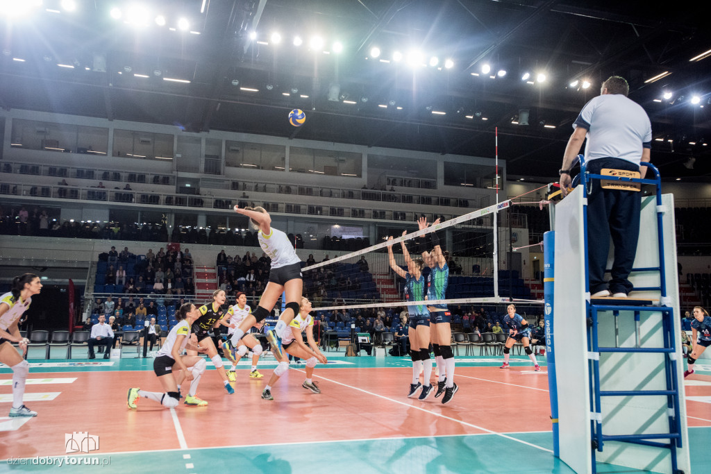 Budowlani Toruń pokonują Proximę Trefla