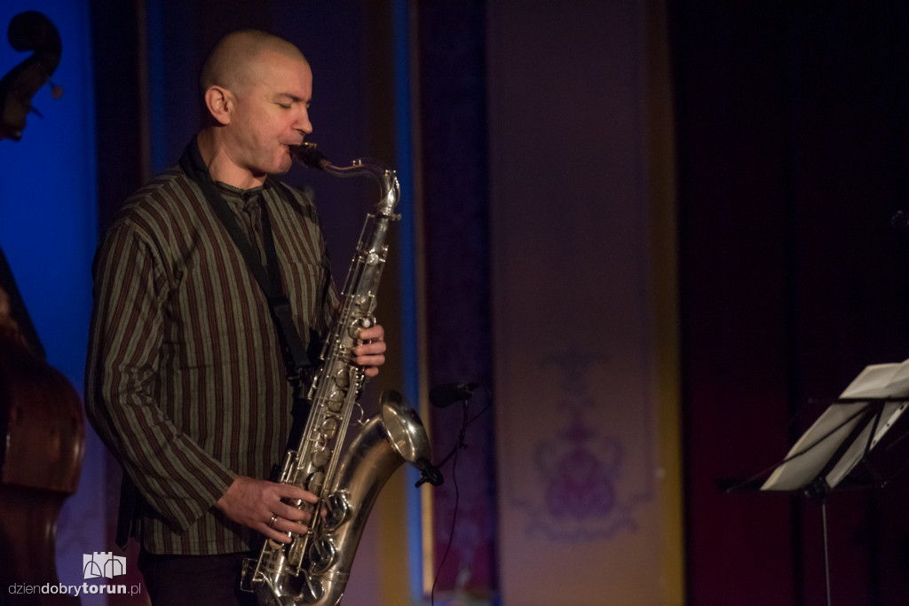 Tymon Tymański na jazzowo