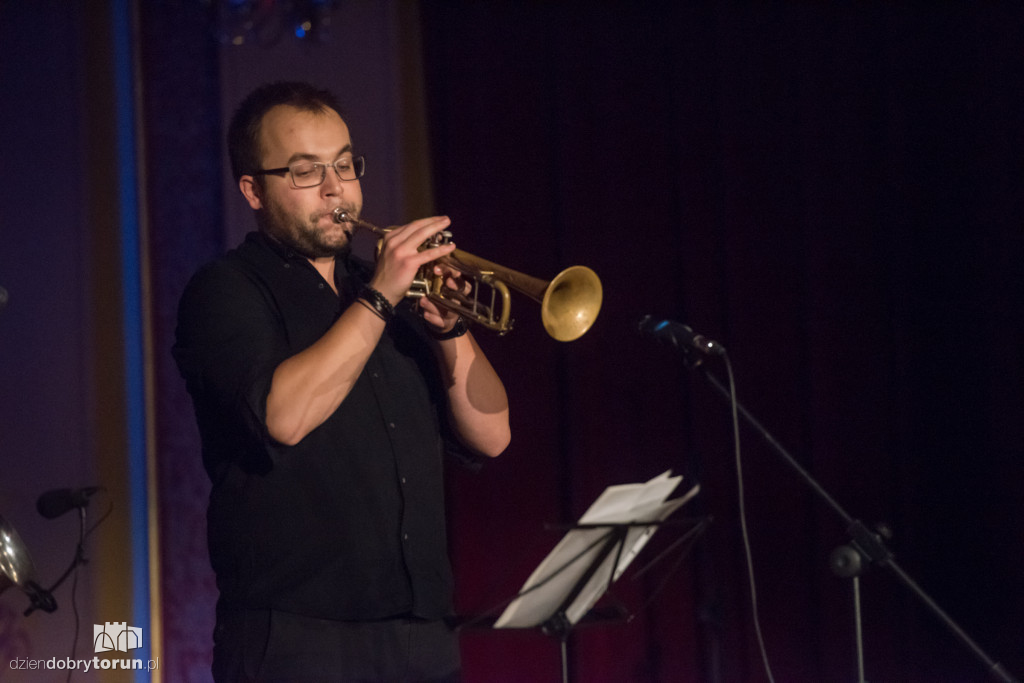 Tymon Tymański na jazzowo