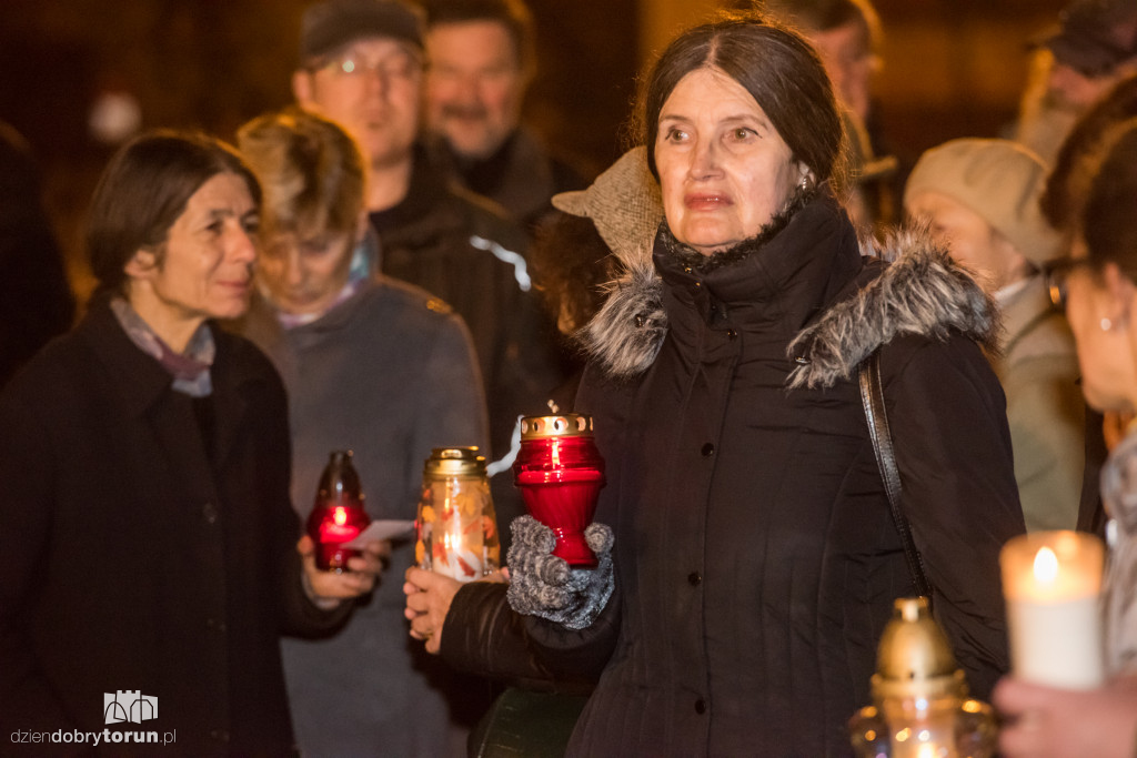 Milczący marsz ku pamięci Piotra S.