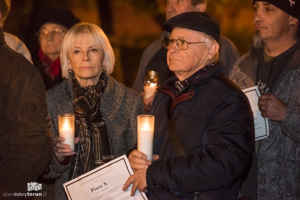 Milczący marsz ku pamięci Piotra S.