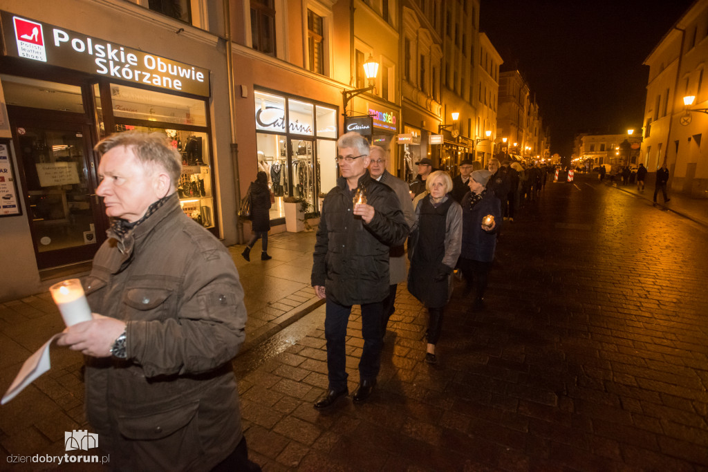 Milczący marsz ku pamięci Piotra S.