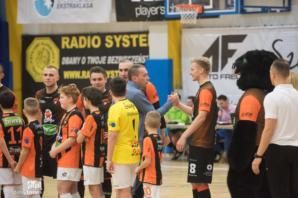 FC Toruń ogrywa Pogoń 04 Szczecin