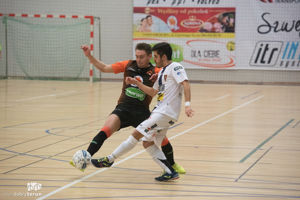 FC Toruń ogrywa Pogoń 04 Szczecin