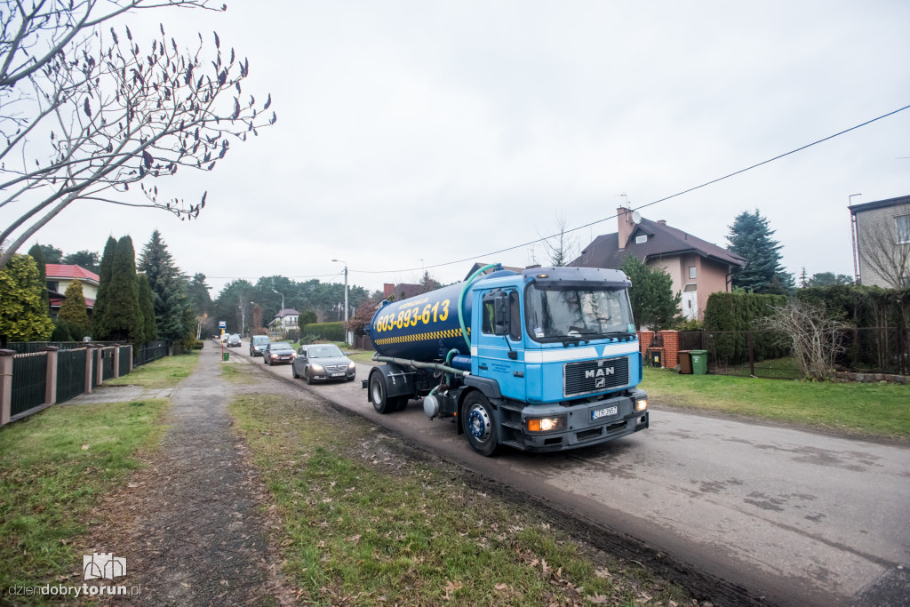 Trwa remont ul. Turystycznej w Kaszczorku