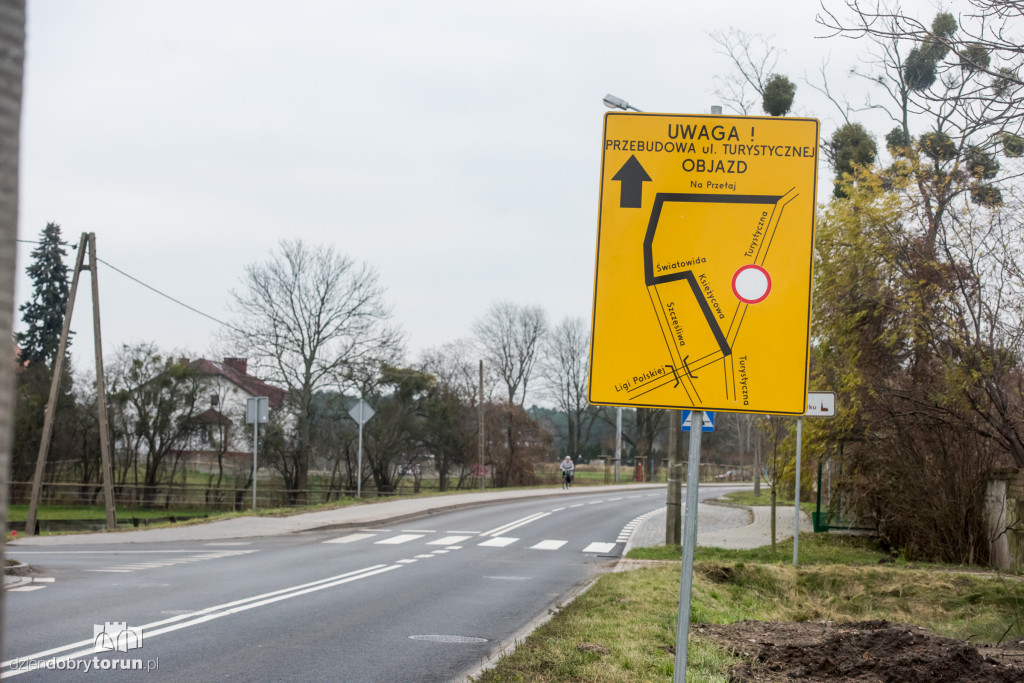 Trwa remont ul. Turystycznej w Kaszczorku