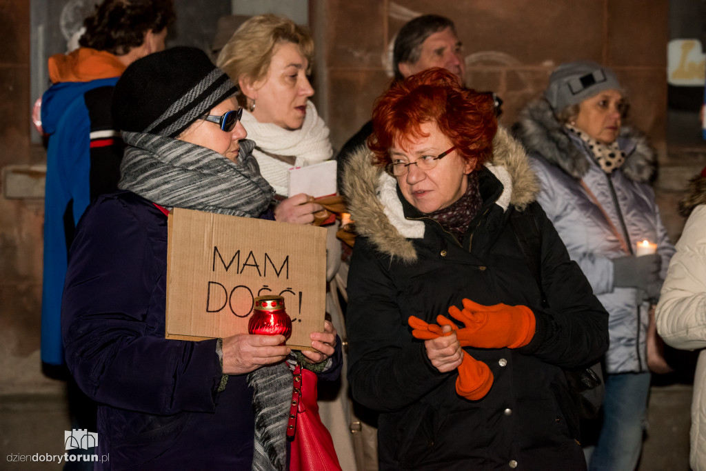 KOD znów protestował pod sądem