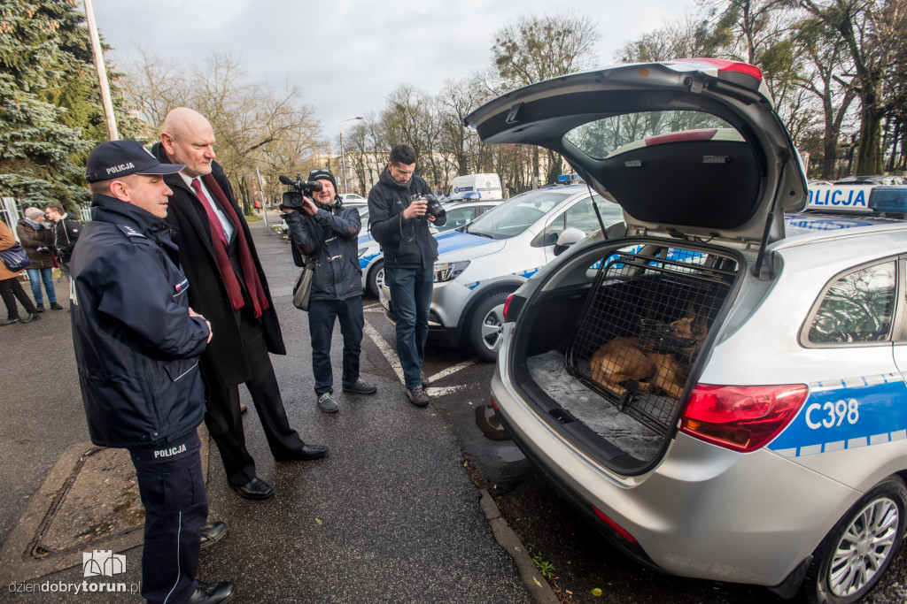 Cztery ople dla toruńskiej policji