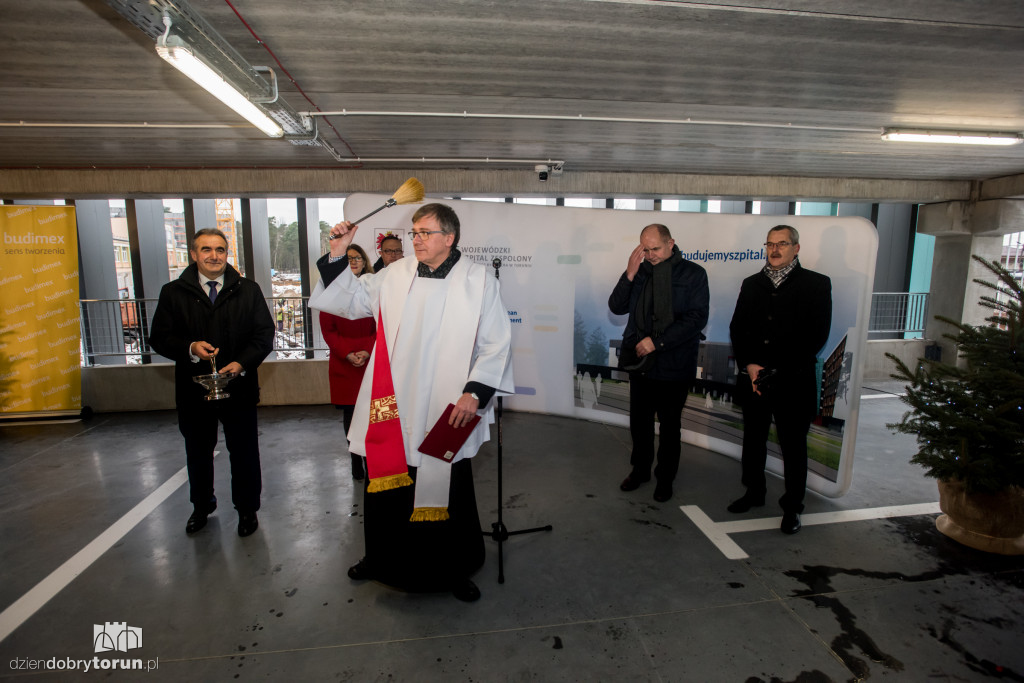 Otwarto parking przy szpitalu na Bielanach