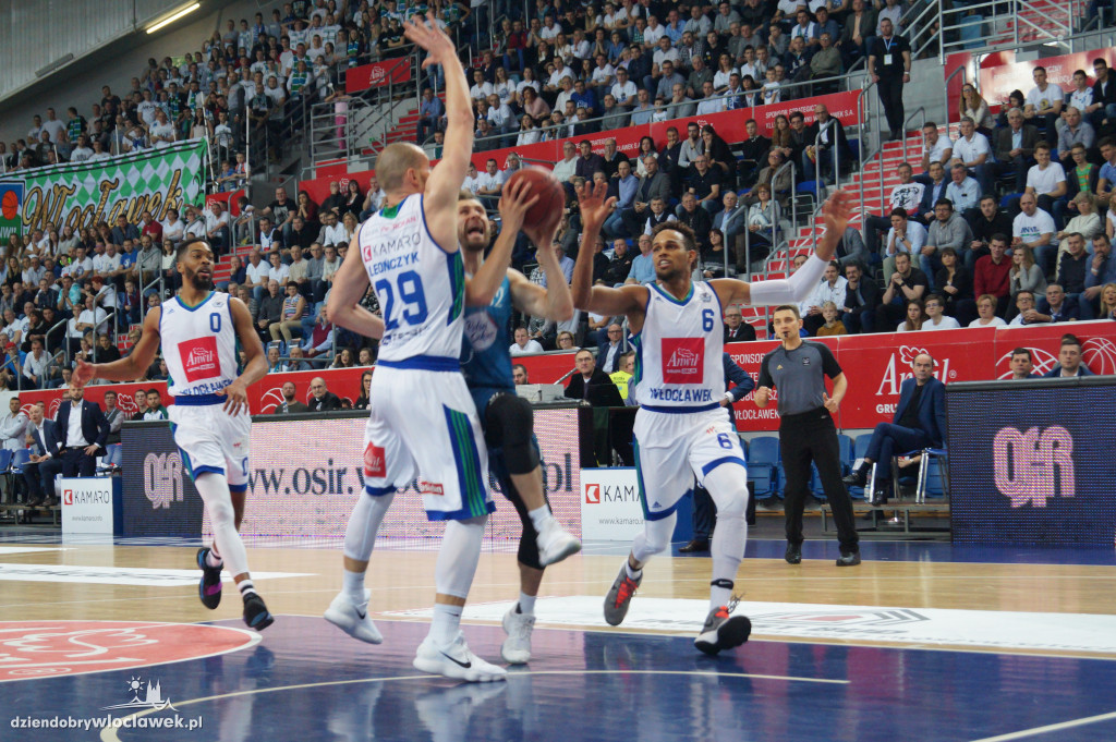 Koszykarskie derby. Anwil znów górą