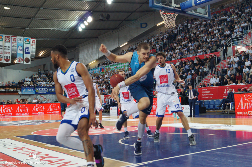 Koszykarskie derby. Anwil znów górą