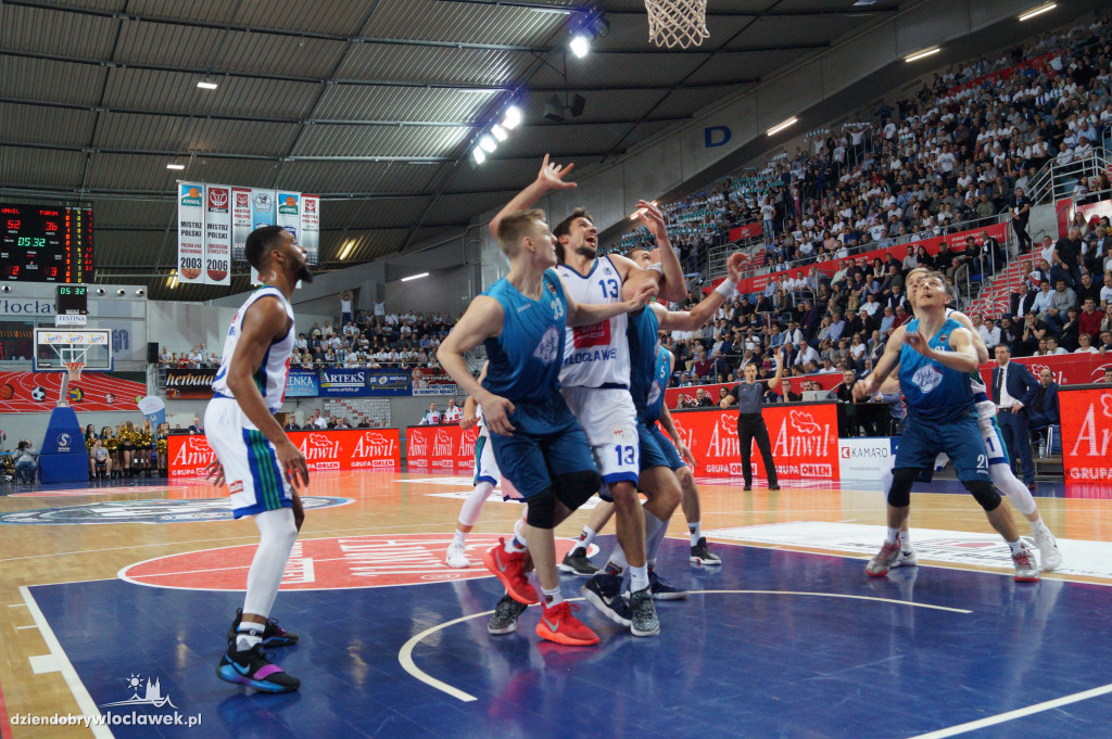 Koszykarskie derby. Anwil znów górą