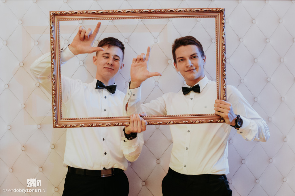 II LO otwiera sezon na studniówki!