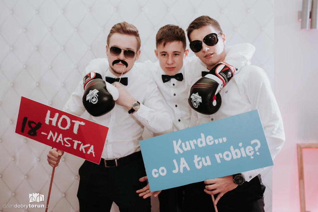 II LO otwiera sezon na studniówki!