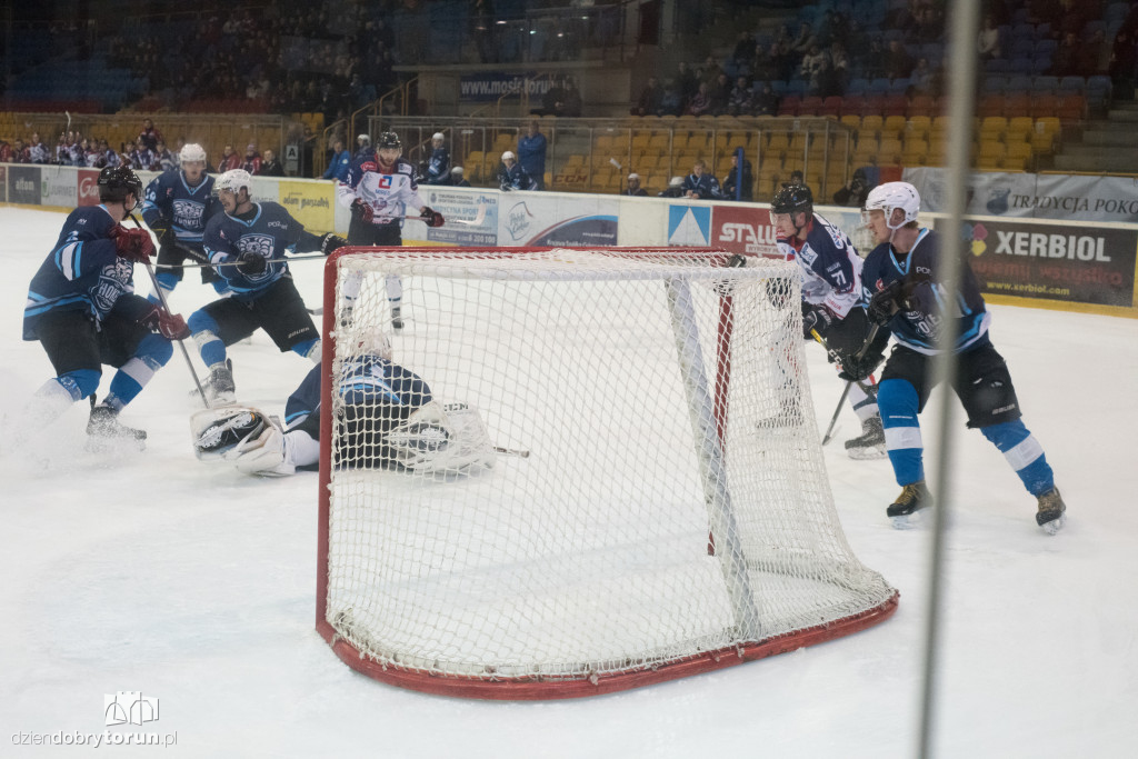Nesta Mires Toruń - Hokej Poznań 12:3