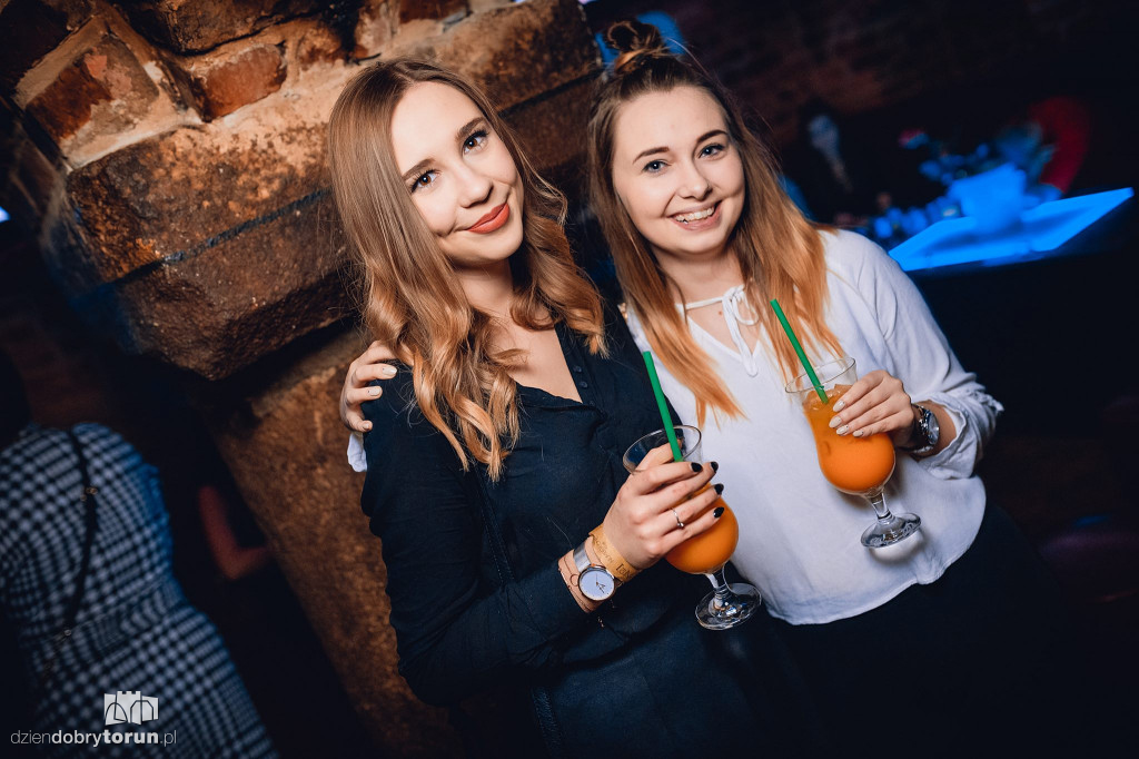 Noc w rytm tanecznych hitów