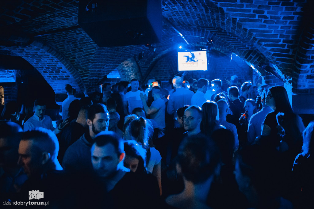 Noc w rytm tanecznych hitów