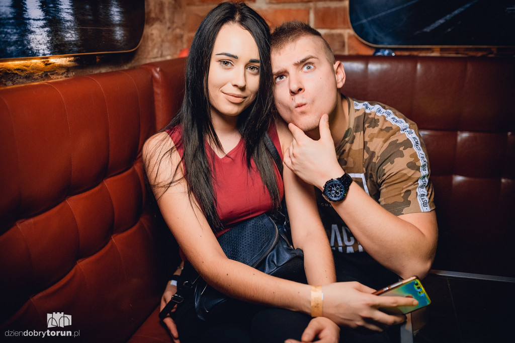 Noc w rytm tanecznych hitów